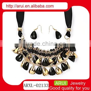 Crystal Unite Beauty Elements Necklace Women Jewellery Necklace thumbnail-1