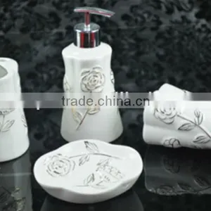 Bathroom Set thumbnail-1