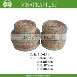 Round Seagrass Basket With Lid Set of 4 thumbnail-1