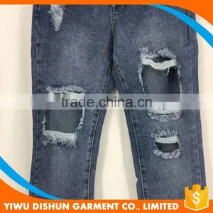 Women Latest Design Straight Pants Jeans With Holes thumbnail-2