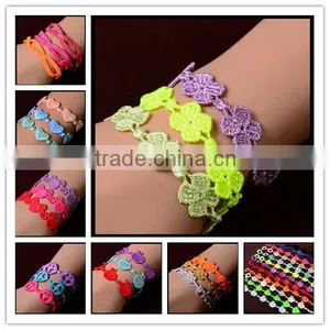 Trends in Italy : Friend Lace Clover Bracelet Handmade The New thumbnail-1