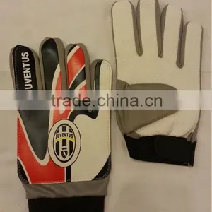 Goalkeeper Gloves thumbnail-1