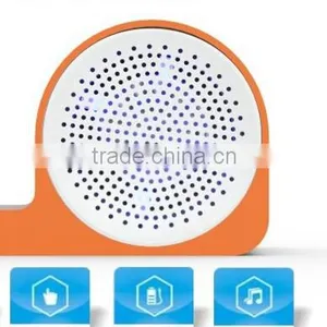Portable Professional Wireless Waterproof Speaker With Mobile Holder for Phone or Ipad thumbnail-2