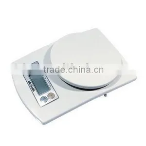 Digital Kitchen Scale With Stylish Body thumbnail-1