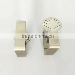 Sunflower Shape Stainless Steel Table Cloth Clips thumbnail-1