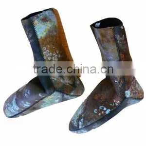 Hot Sale Men Gender and Adults Age Group Neoprene Camouflage Diving Socks DS01 thumbnail-1