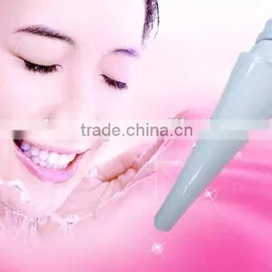 Factory Direct Sale Two Heads Rotating Sonic Facial Cleaning Brush thumbnail-1
