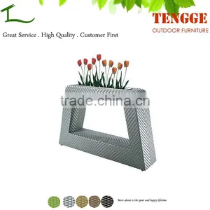 YH-8240 Garden Furniture Flowerpot Resin Rattan Garden Planters thumbnail-1
