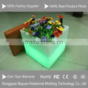 Cubic Shaped Glowing Plant Flower Pots thumbnail-1