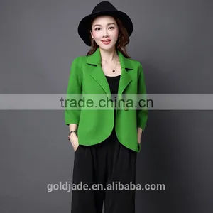 Fashion Ladies Short Coat Design Winter Woolen Knitted Coat thumbnail-2