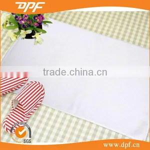 100% Cotton Hotel Bat Rug thumbnail-5