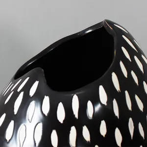 New Chinese Style Penguin And Stone Shapes Black And White Spots Ceramic Decoration For Home thumbnail-2