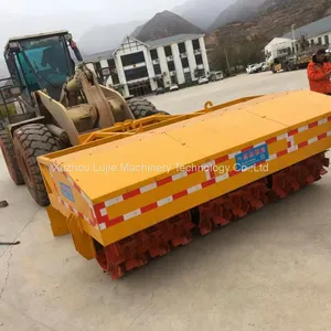 XCMG ZL50GN Wheel Loader Road Cleaning Sweeper Angle Sweeper for Wheel Loader thumbnail-1