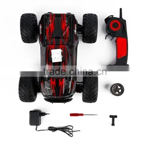 GPTOYS S911 Red 2WD 1/12 45km/h Off Road Remote Control Brush Truck thumbnail-5