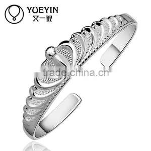 Shiny Crown Design Adjustable Openable Silver Party Bangle For Lady thumbnail-1