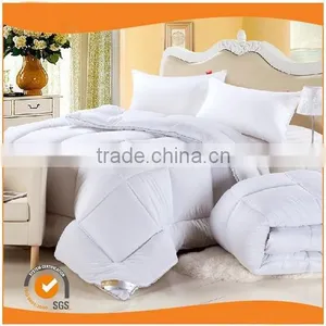Luxurious Hotel Duck and Goose Down 90/10 Duck Down Duvet thumbnail-1