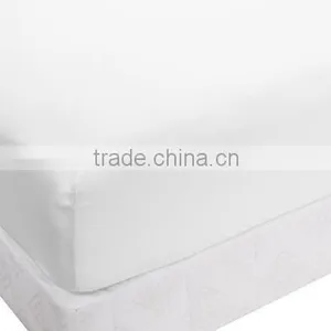Top Selling Anti-Dustmite Waterproof Bed Bug Mattress Encasement and Mattress Protector Cover With Zipper thumbnail-1