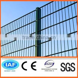 Double Mesh Wire Fence thumbnail-1