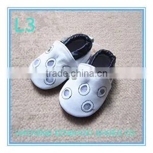 2013 Barefoot Sandals Wholesale in China thumbnail-1