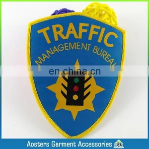 Die-cut Shape Beatiful White Background School Woven Badge Customized Cheap Woven Badge for Kids Personal Woven Badge for Cloth thumbnail-3