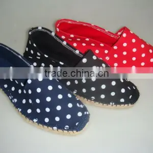 2016 China Shoe Factory Cheap Price Wholesale Women Fashion Espadrilles thumbnail-1