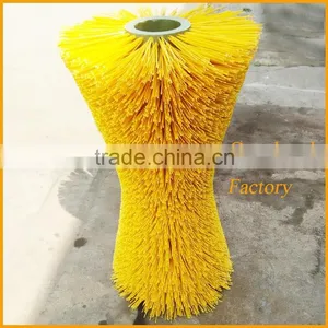 Hourglass Shape Cow Body Massage and Clean Brush Factory thumbnail-1