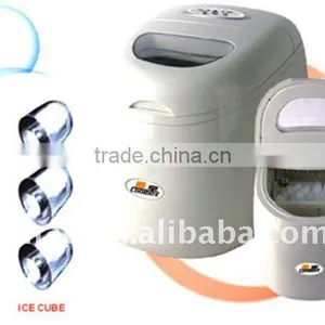 Mini Ice Cube Maker thumbnail-1