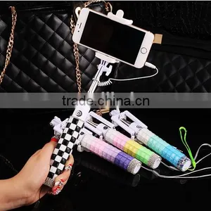 Foldable Pocket Size Selfie Stick Handheld Monopod Selfie Stick thumbnail-1