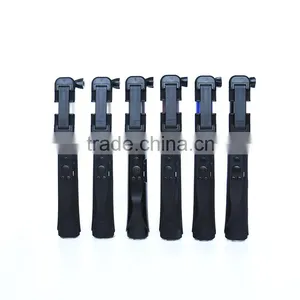 Selfie Stick With Bluetooth Shutter Button Portable Selfie Stick With Zoom thumbnail-6