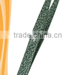 Eye Brow Tweezer thumbnail-1