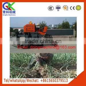 Track Crawler Mounted Shallot Combine Harvesting Equipment thumbnail-1
