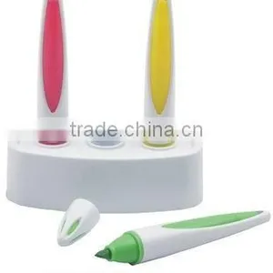 Multi-colored Highlighter Pen thumbnail-1