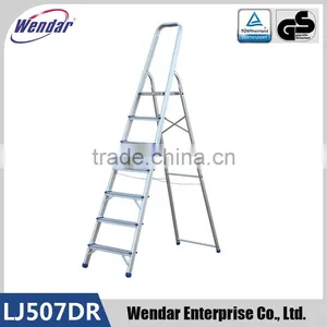 Aluminium Household Step Ladder thumbnail-1