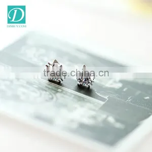Golden Earring Designs For Women Cute Cat Shaped Fashion Earring thumbnail-3