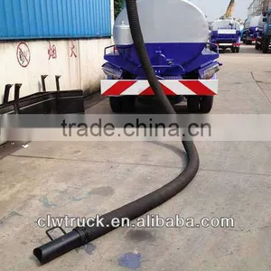 CLW 3-4cbm Fecal Suction Truck thumbnail-1