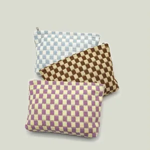Wholesale Fashionable Cosmetic Bag OEM Makeup Bag for Travel thumbnail-3