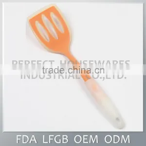 Heat-resistant Non-stick Silicone Kitchen Tools / Silicone Kitchen Utensil thumbnail-1