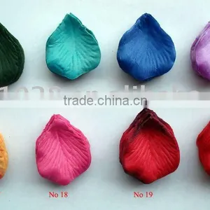 Silk Rose Petals thumbnail-1