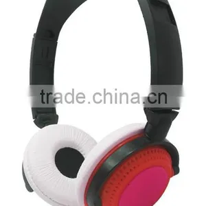 2015 OEM Folding Headset for Mp3 thumbnail-1