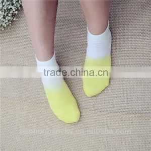 2016 Novelty Women Colorful School Girls Cotton Socks Designer With Your Free Custom Logo Socks thumbnail-3