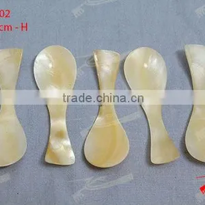 Orange Shell/MOP Spoon thumbnail-2