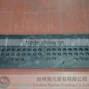 500*320*40mm Rubber Speed Bump Used in Intersection/durable Reflective Speed Bump for Crossroads/protable Speed Hump thumbnail-4