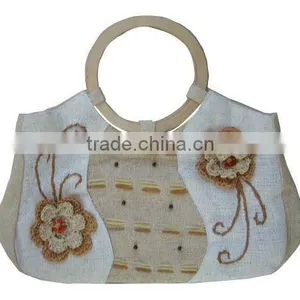 Hot Fashion Straw Handbag With Two Lovely Flowers thumbnail-1