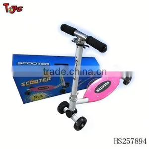 Kids 4 Wheel Scooter thumbnail-1