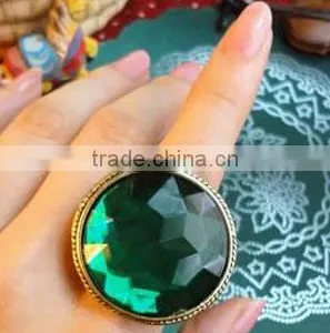 Green Big Round Gemstone Cutting Flower Vintage Ring Jewelry For Women thumbnail-1
