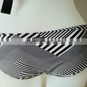 2015 Retro Sexy Swimming Top & Bottom thumbnail-5