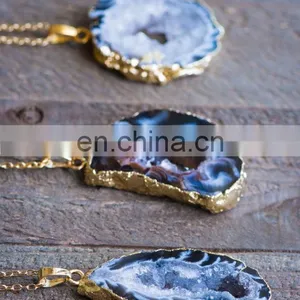 Druzy Black and Gold Agate Jewelry Necklace thumbnail-4