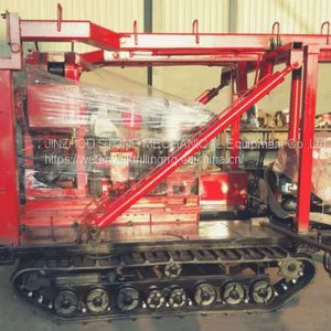 ST200 Red Color Portable Well Drilling Rig , Water Well Drilling Equipment thumbnail-1