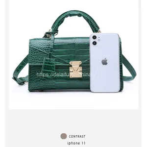 Factory Wholesale Middle-east Hot-selling Alligator Print Handbag for Ladies thumbnail-4