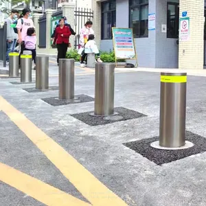 High Security Manual Bollard With Reflective Tape Parking Bollards for Parking Lot Driveway thumbnail-5